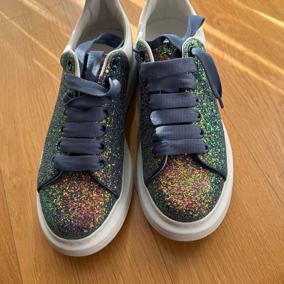 Alexander McQueen Women's Oversized Sneaker in Petrol Blue size 10 nwt - Picture 6 of 15